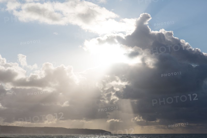 Dieppe, storm over the beach, light effect