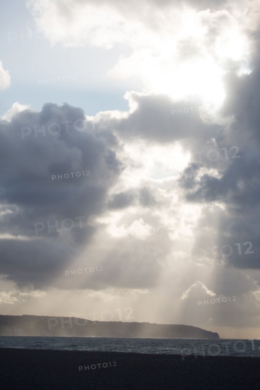 Dieppe, storm over the beach, light effect