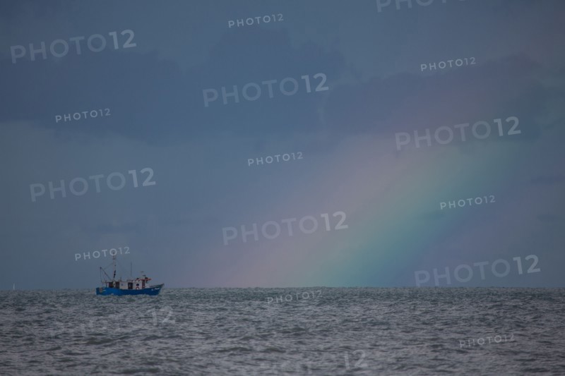 Dieppe, rainbow over the beach