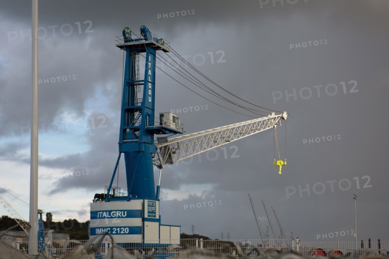 Dieppe, grue Italgru,