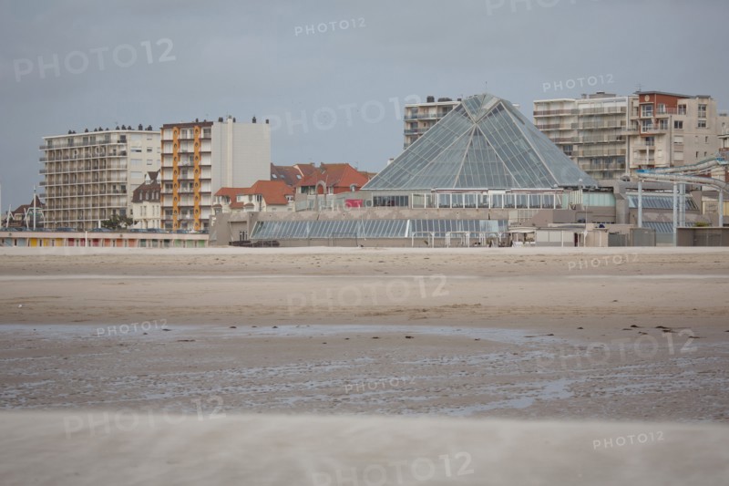 Le Touquet Paris Plage, wind that moves fine sand