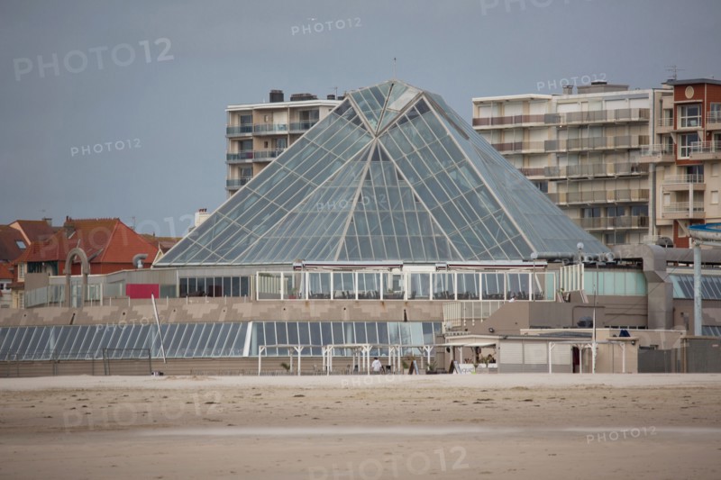 Le Touquet Paris Plage, wind that moves fine sand