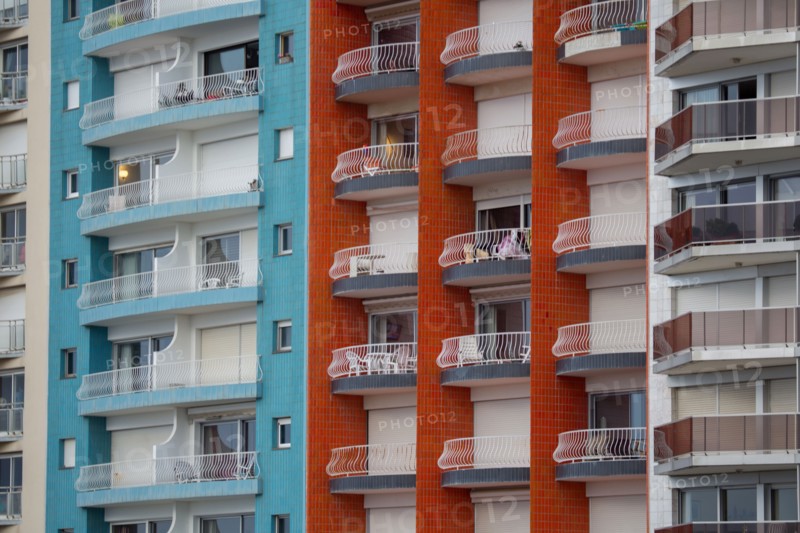 Le Touquet Paris Plage, façades d'immeubles du front de mer colorées