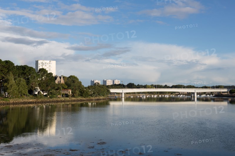 Lorient, Boulevard du Scorff, pedestrian and bicycle walk