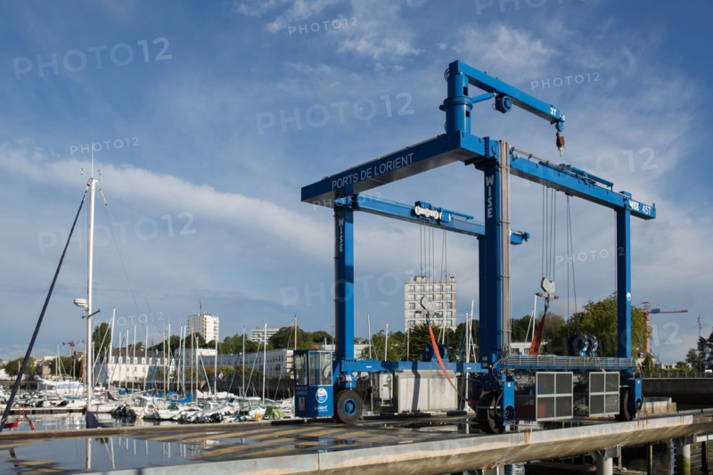 Lorient, port, lake