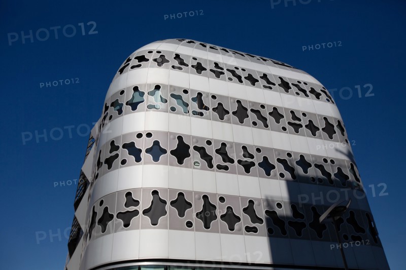 Paris, nouveau quartier des Batignolles, immeuble Klesia