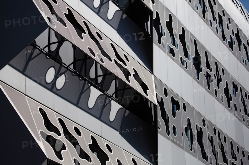 Paris, nouveau quartier des Batignolles, immeuble Klesia