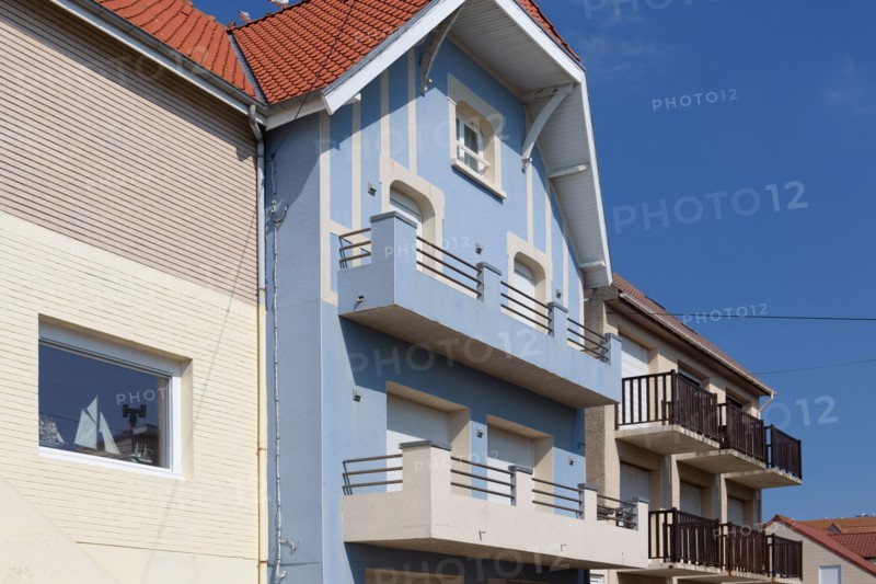 Merlimont Plage, houses on the seafront