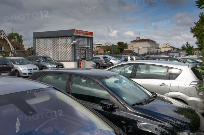 Chelles, Chelles Gournay railway station