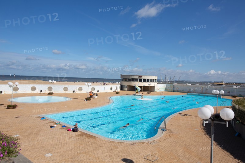 Trouville-sur-Mer (Calvados), outdoor pool