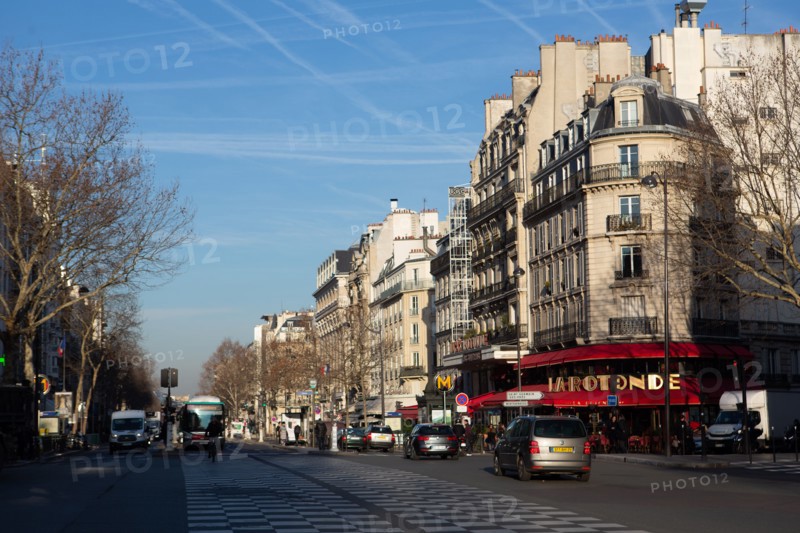 Paris, intersection between the Boulevard du Montparnasse and the Boulevard Raspail
