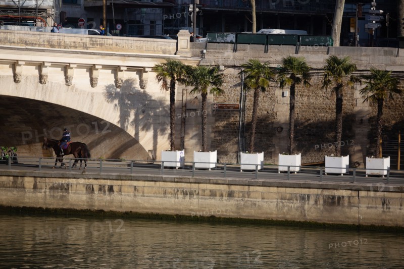 Le Quai du Louvre à Paris
