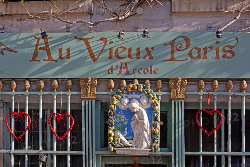 Paris, sign "Au Vieux Paris d'Arcole"