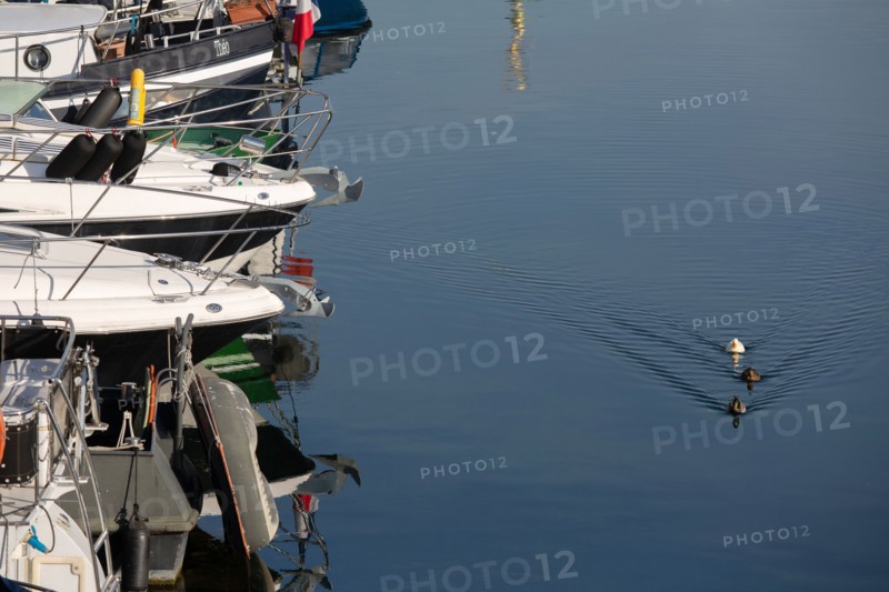 Paris, the Bassin de l'Arsenal (Port de l'Arsenal)