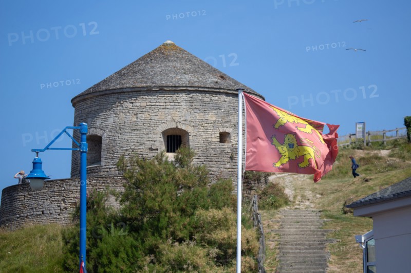 Port en Bessin Huppain, Tour Vauban