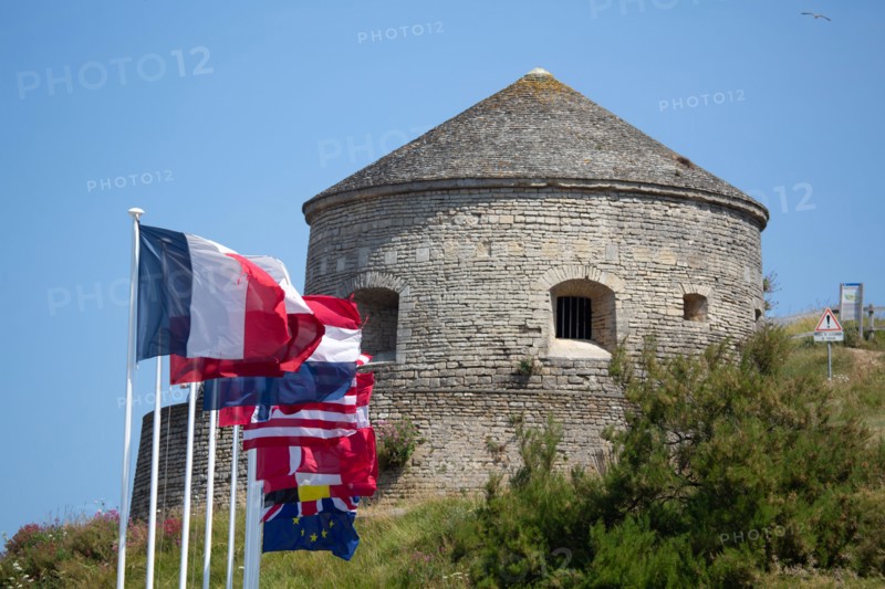 Port en Bessin Huppain, Tour Vauban