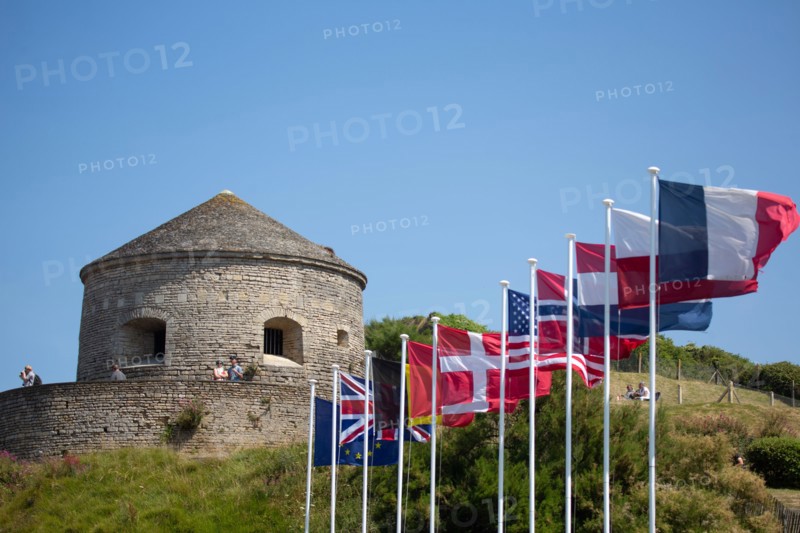 Port en Bessin Huppain, Tour Vauban