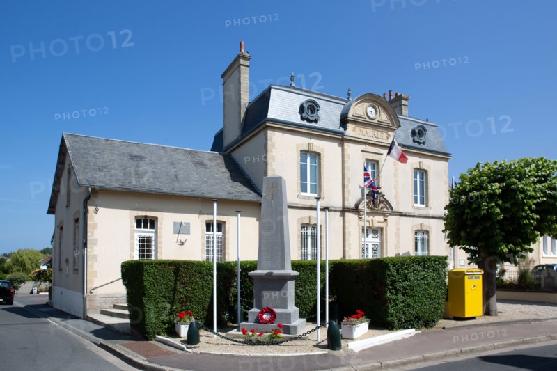 Côte de nacre, Town hall of Asnelles sur Mer
