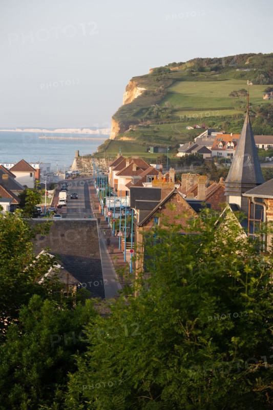 Hautot sur Mer, cliffs and waterfront