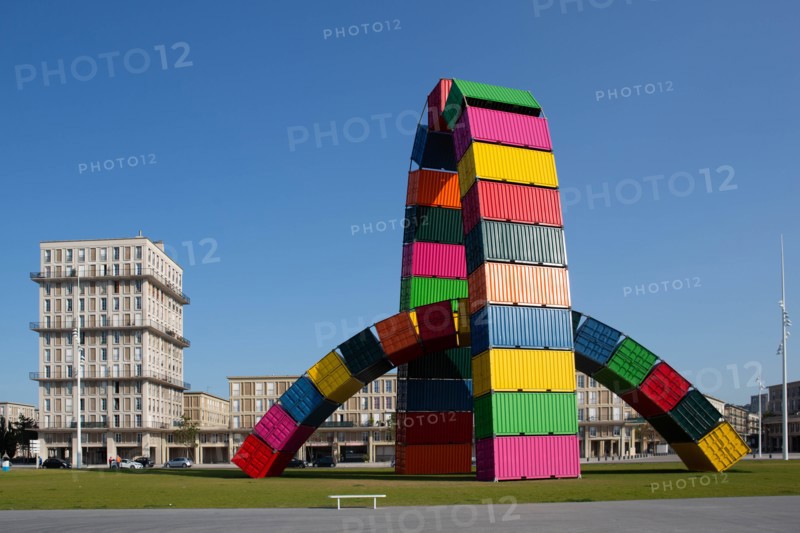 Ganivet, 'Catène de containers'