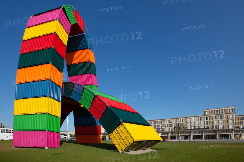Ganivet, 'Catène de containers'