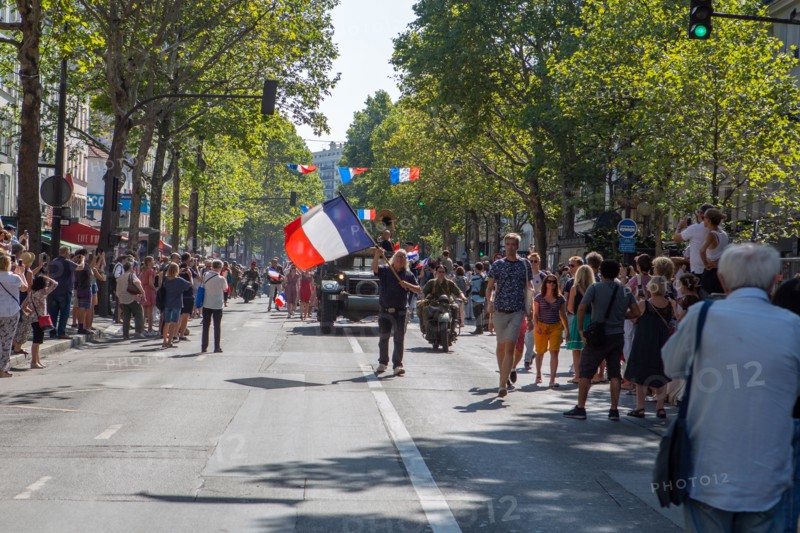 Défilé de commémoration du 75e anniversaire de la Libération de Paris, avenue du Général Leclerc