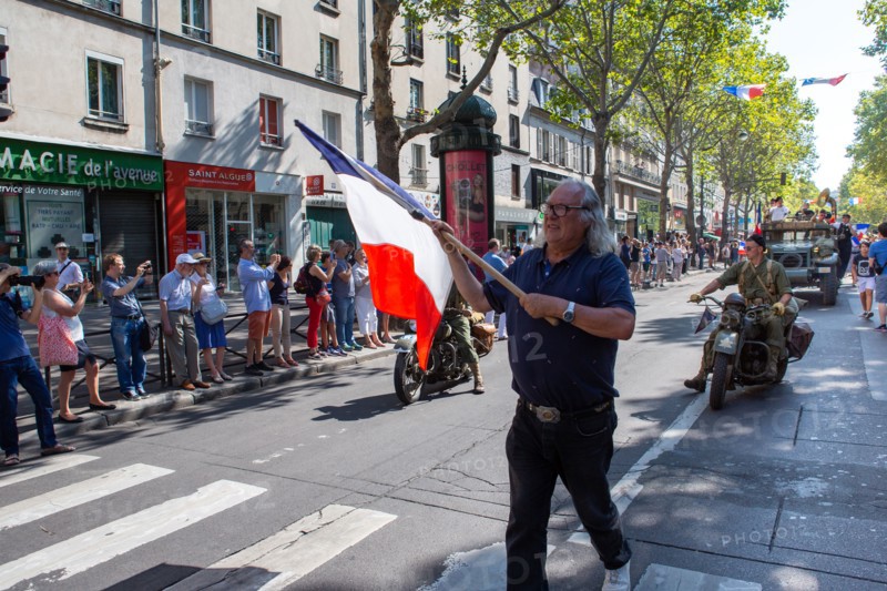 Défilé de commémoration du 75e anniversaire de la Libération de Paris, avenue du Général Leclerc