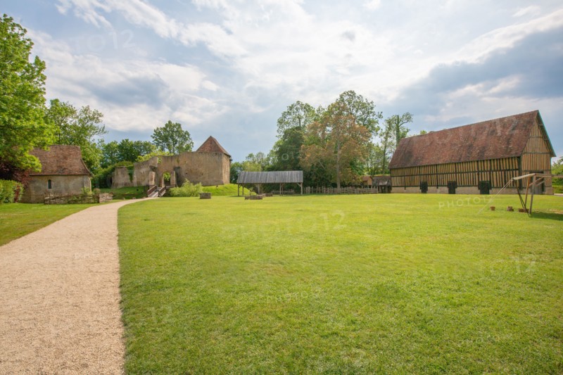 Crèvecoeur Castle, Schlumberger Foundation, in Crèvecoeur-en-Auge