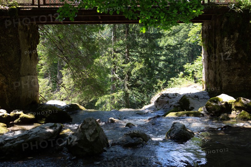 Montriond, Haute-Savoie, cascade d'Ardent