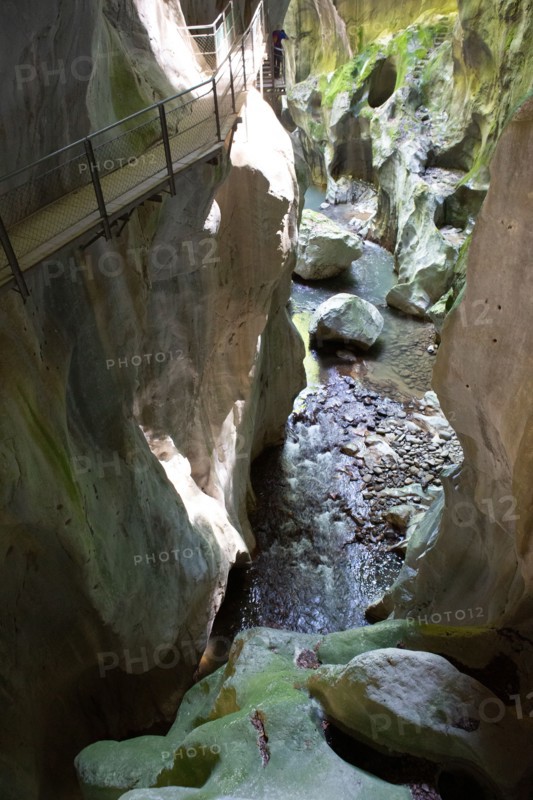 La Vernaz, Haute-Savoie, site des grottes du Pont du Diable