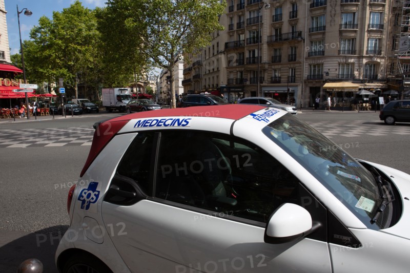 Paris, voiture SOS Médecins