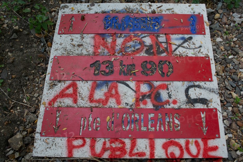Paris, Petite Ceinture en la gare du Poinçon et la rue Didot