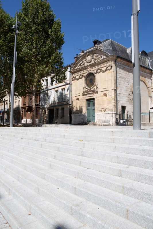 Rouen (Seine Maritime), place de la Rougemare