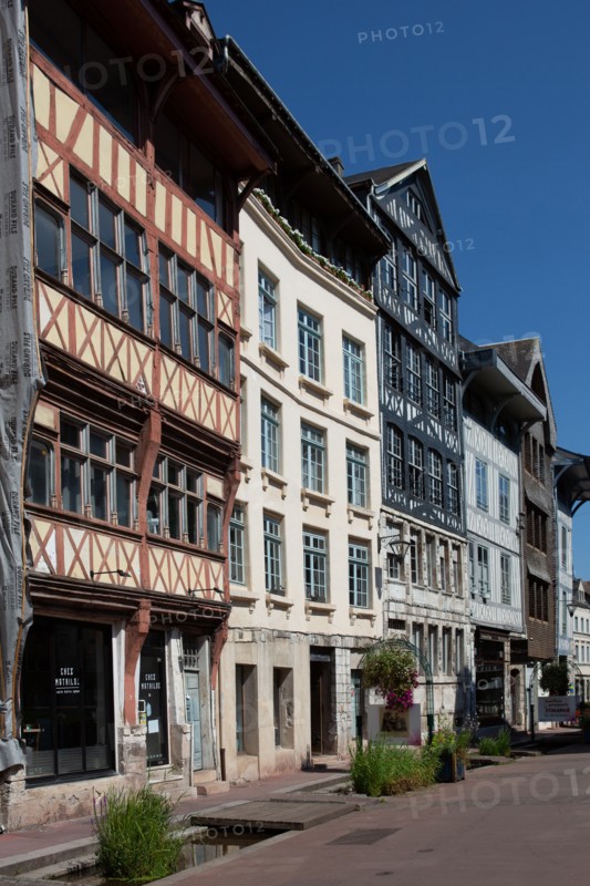 Rouen (Seine Maritime), rue Eau de Robec