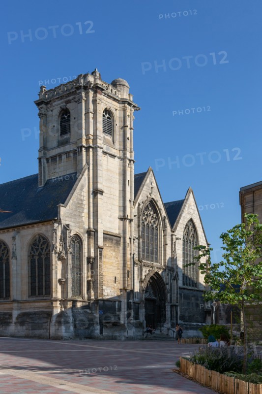 Rouen (Seine Maritime), place Restout