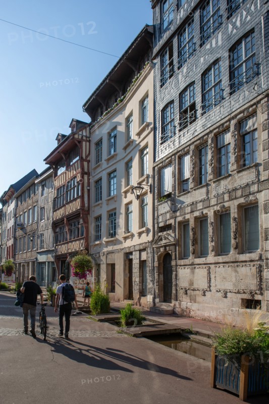 Rouen (Seine Maritime), rue Eau de Robec