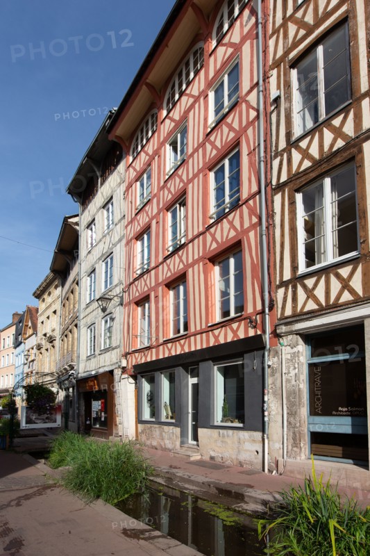 Rouen (Seine Maritime), rue Eau de Robec