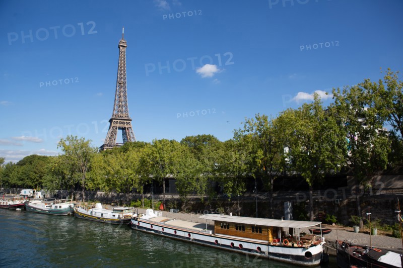 Paris, La Seine et la Tour Eiffel