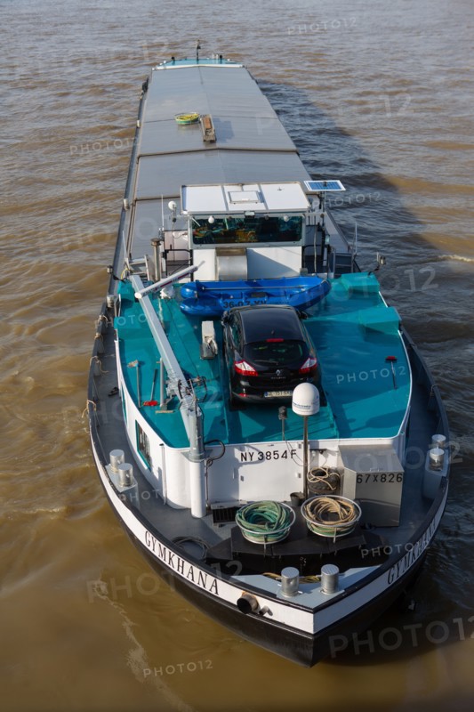 Paris, péniche sur la Seine