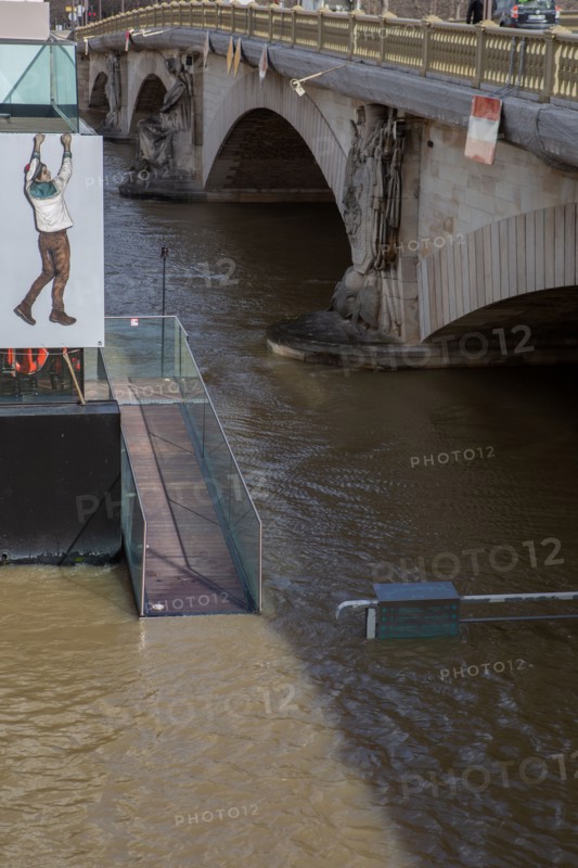 Paris, péniche Fluctuart