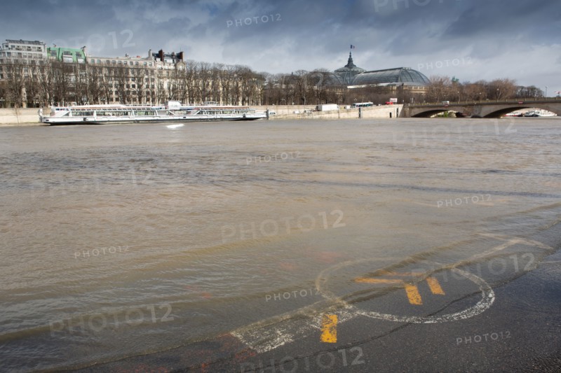 Paris, flood of Paris, Seine River