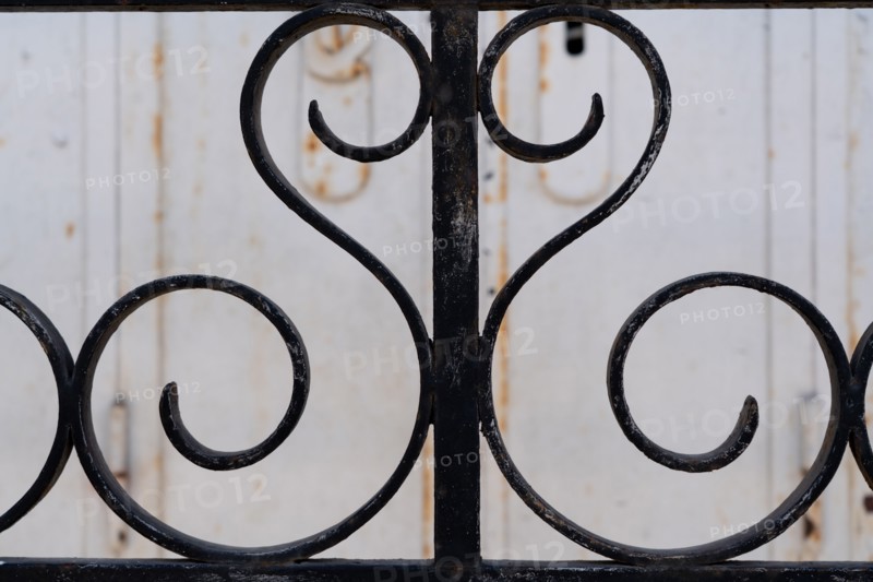Paris, detail of a window fitting