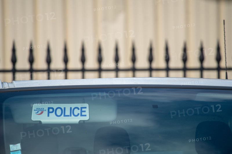 Paris, windshield of a Police car