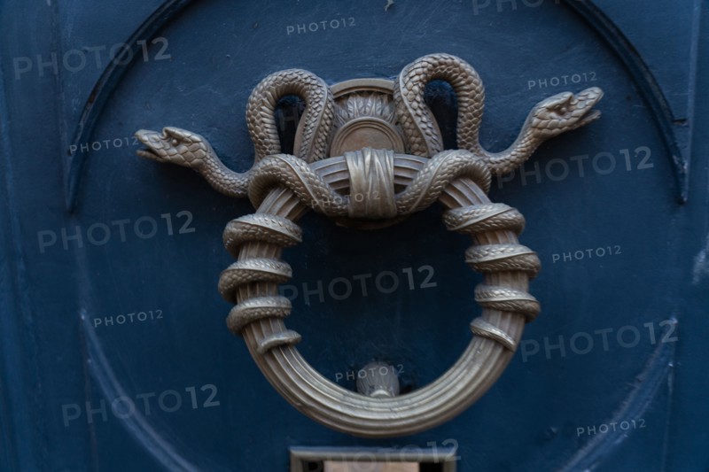 Paris, door knob