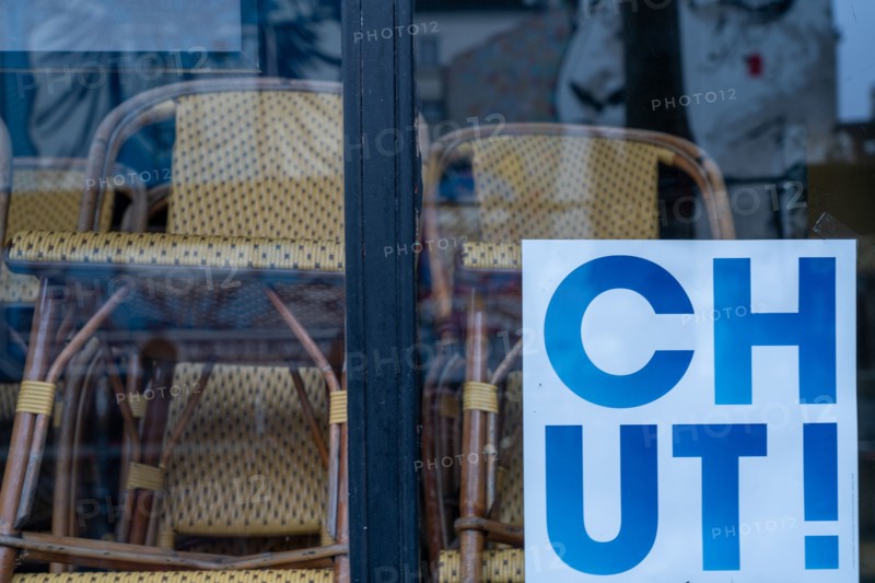 Paris, restaurant closed to prevent spread of coronavirus