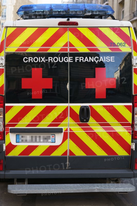 Paris starts re-opening from lockdown, May 2020