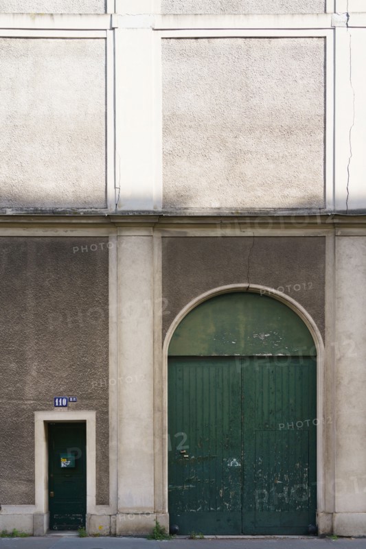 Paris starts re-opening from lockdown, May 2020
