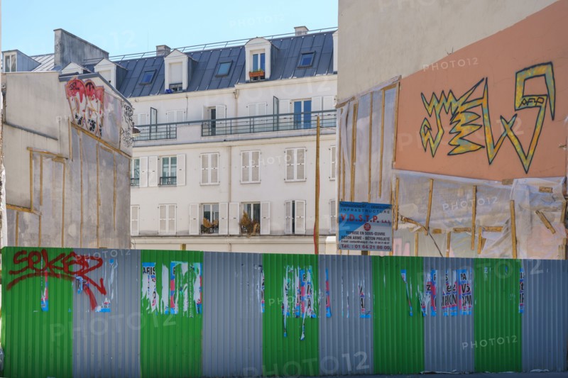 Paris, plot awaiting construction