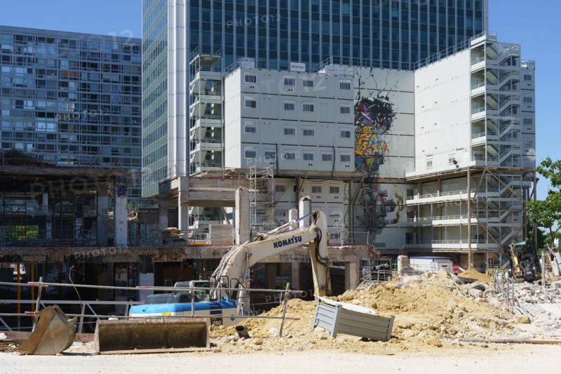 Paris, avenue du Maine, chantier du futur centre commercial Gaité