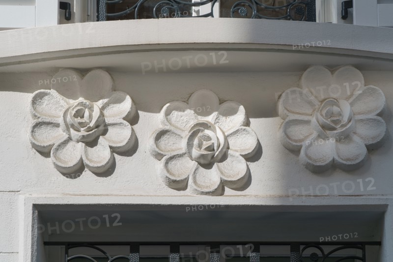 Paris, rue de l’Abbé Carton
